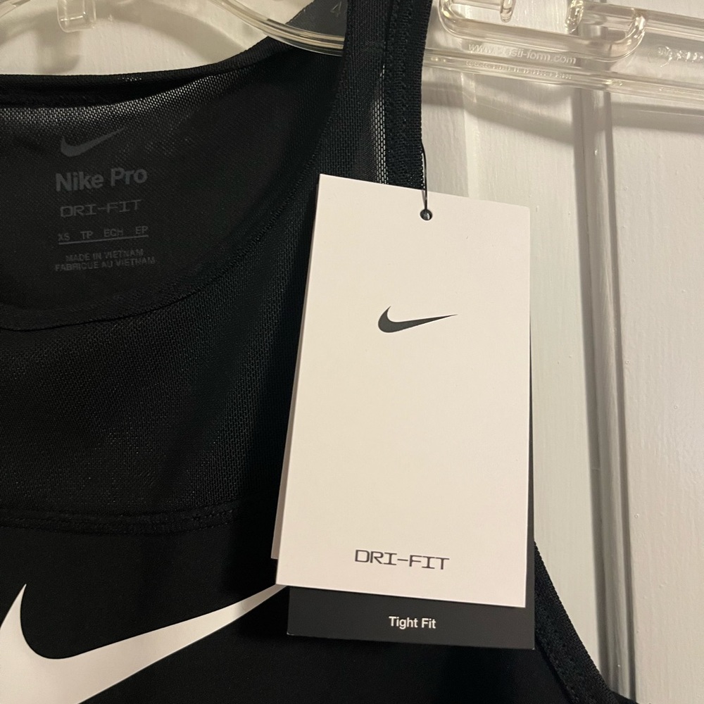 NWT Nike Pro Dri-Fit Black Sports Bra - Picture 5 of 12